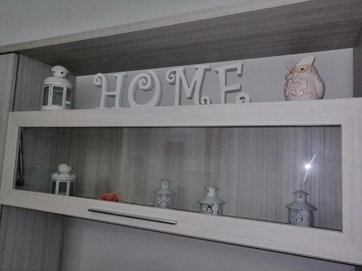 La Casa Di Chiara Apartment Тавиано Екстериор снимка