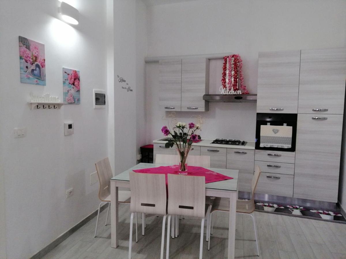 La Casa Di Chiara Apartment Тавиано Екстериор снимка