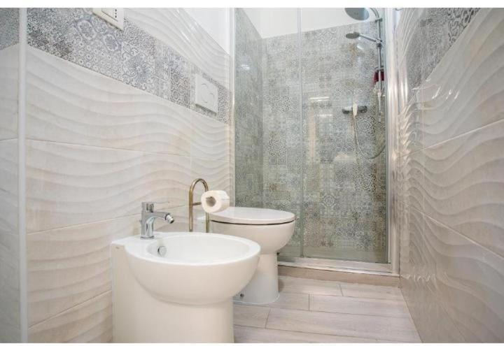 La Casa Di Chiara Apartment Тавиано Екстериор снимка
